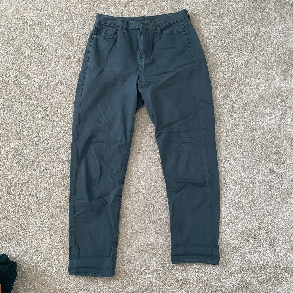 American Eagle Pine Mom Jeans